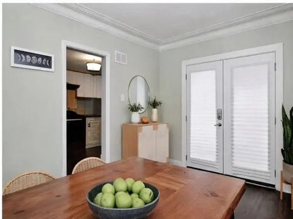 58 Harlow CRES, Toronto W10, ON M9V 2Y5