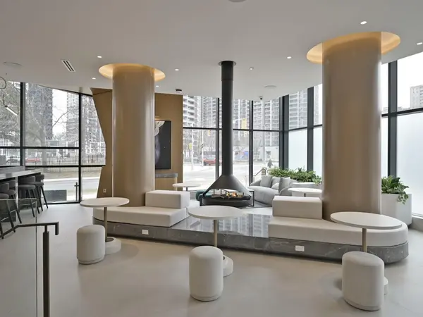 60 Central Park Roadway N/A #2115, Toronto W08, ON M9A 0E6