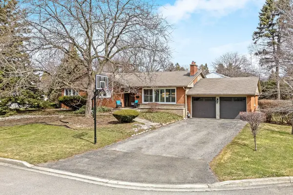 319 South CT S, Burlington, ON L7N 1S8