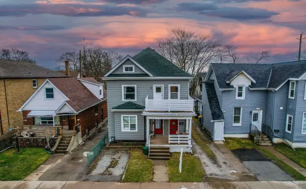 128 Geneva ST, St. Catharines, ON L2R 4N6