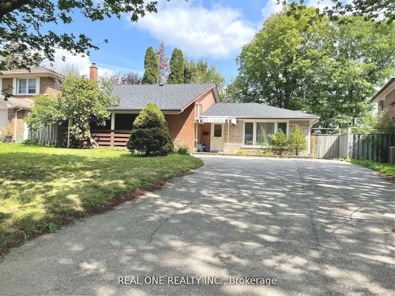 17 Valleycrest AVE, Markham, ON L3P 1H6