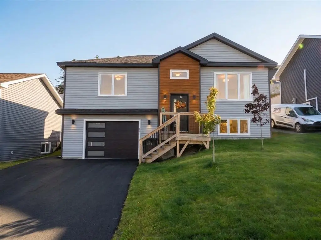 15 Phoenix Drive, Paradise, NL A1L 4HD