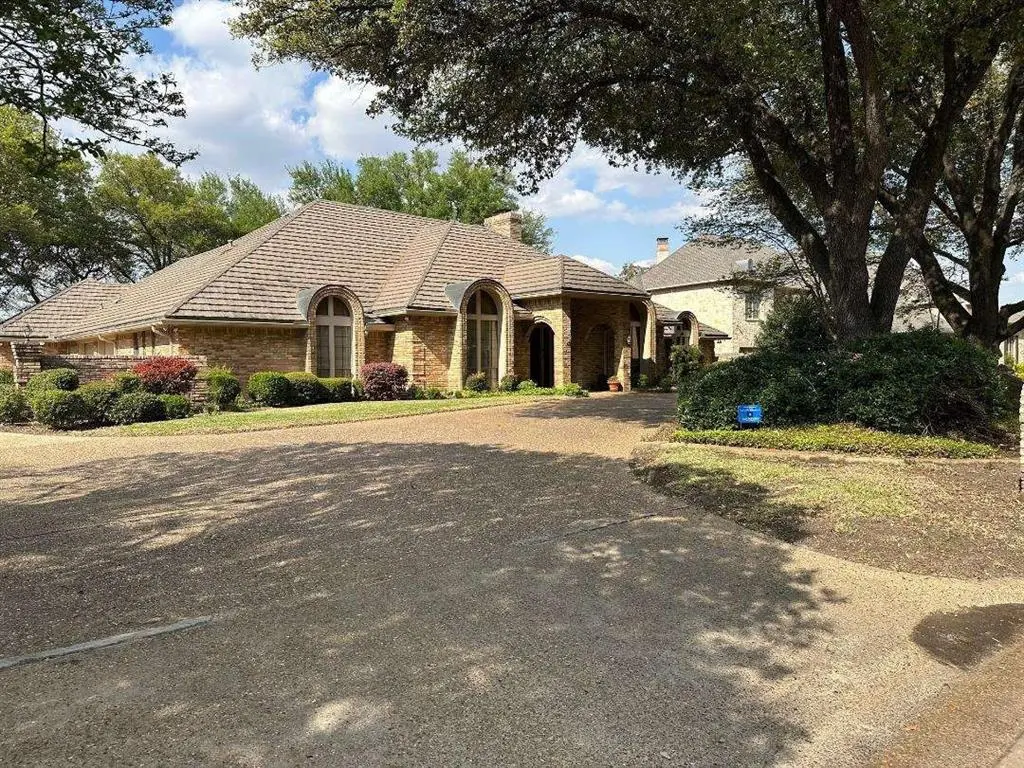 5321 Bent Tree Drive, Dallas, TX 75248