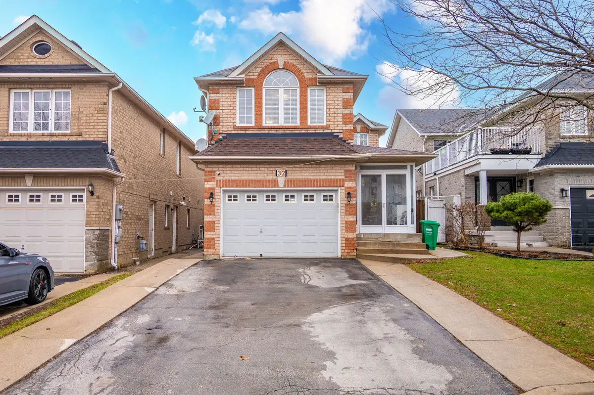 32 Wildsky RD, Brampton, ON L6Y 5P6