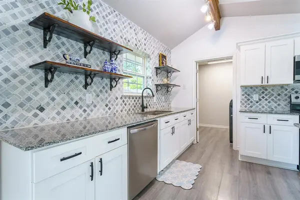 4113 Cedar Creek Drive, Garland, TX 75043