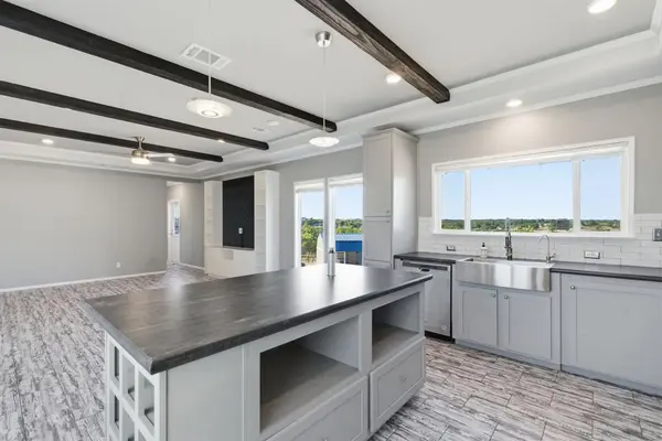 3639 Cedar Street, Weatherford, TX 76088