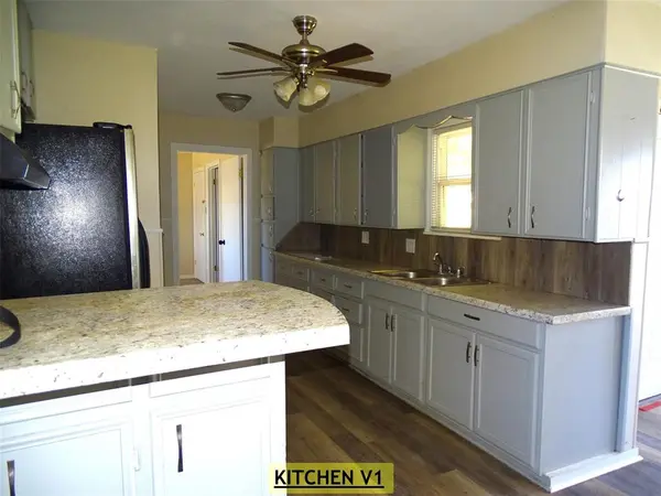 1921 Avenue O, Anson, TX 79501