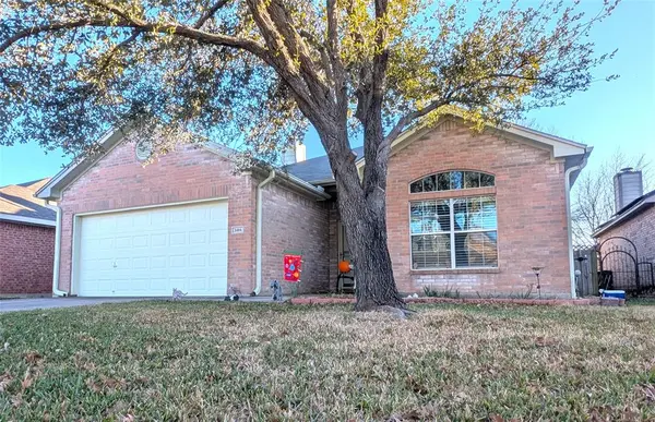 3404 Austin Street, Gainesville, TX 76240
