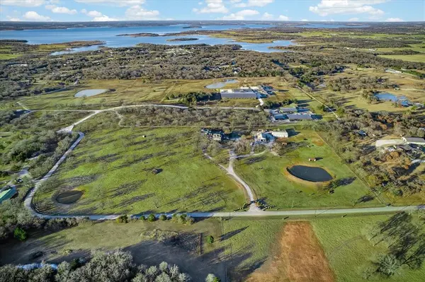 11559 Merrill Road, Pilot Point, TX 76258