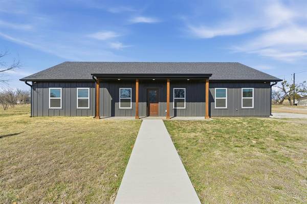 709 Harris Street,  Cisco,  TX 76471