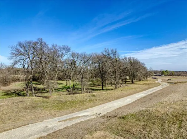 3182 Lovers Leap Lane, Gunter, TX 75058