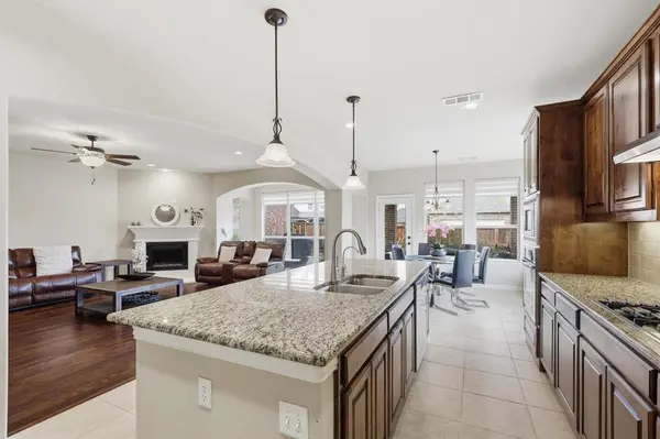 11589 Geranium Drive, Frisco, TX 75035