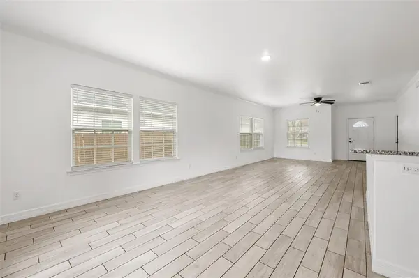 501 Avenue A, Moody, TX 76557