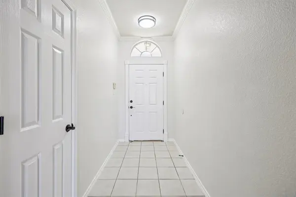 1325 Lake Shore Drive, Crowley, TX 76036