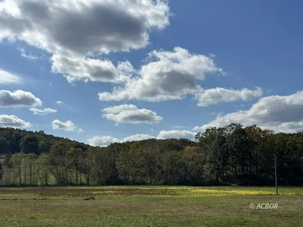 Pleasant Valley Rd, Lot 2, Vinton, OH 45686