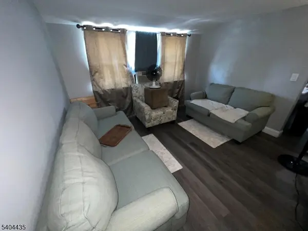 47 N 17Th St, Prospect Park Boro, NJ 07508