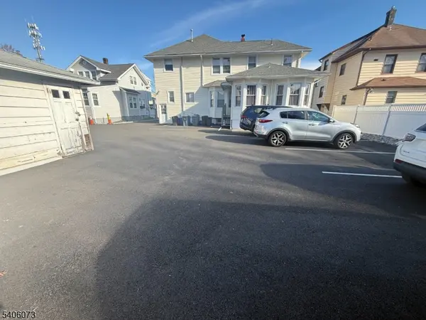 422 Lafayette Ave, Hawthorne Boro, NJ 07506