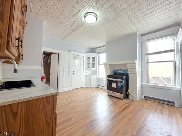 8 Lincoln Ave #1, Kearny Town, NJ 07032