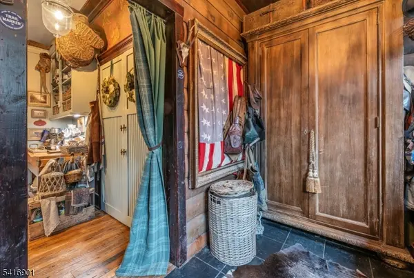 26 Short Road, Bloomingdale Boro, NJ 07420