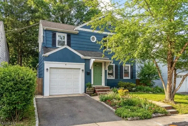 4 Rynda Rd, Maplewood Twp., NJ 07040