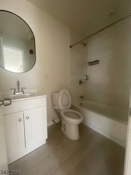 105 Chandler Ave, Roselle Boro, NJ 07203