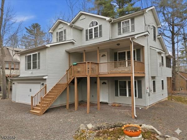 7225 Winnebago Dr, Pennsylvania, NJ 18347