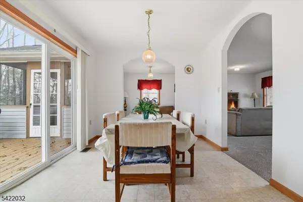 7225 Winnebago Dr, Pennsylvania, NJ 18347