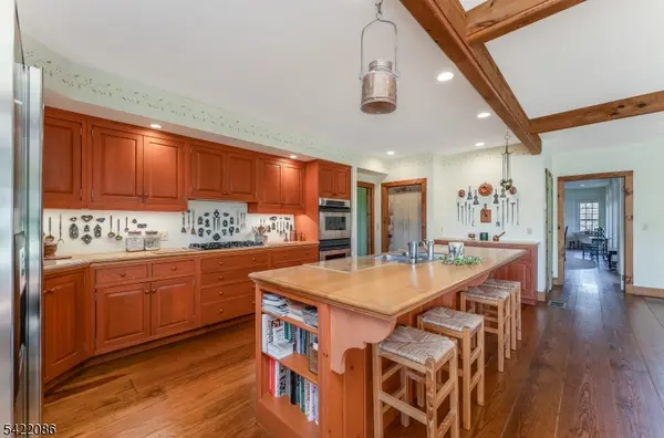 348 Rosemont Ringoes Rd, Delaware Twp., NJ 08559