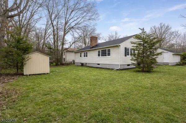 6 Windsor Way, Berkeley Heights Twp., NJ 07922