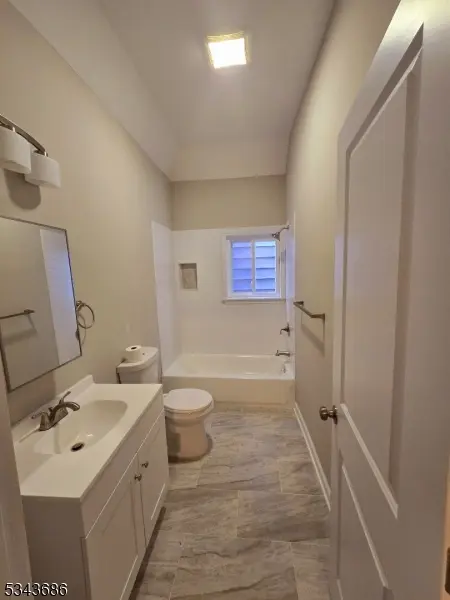 308 N 2Nd St, Harrison Town, NJ 07029