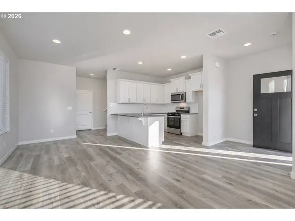 2117 36th AVE, Forest Grove, OR 97116