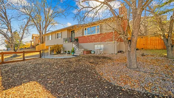 1007 Sun DR, Colorado Springs, CO 80905
