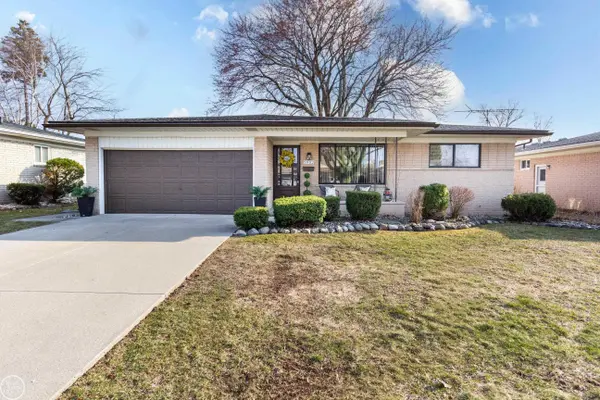 3902 Marlene DR, Warren, MI 48092