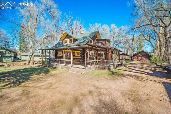 1923 Woodburn ST, Colorado Springs, CO 80906