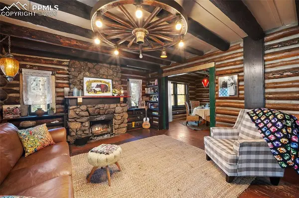 1923 Woodburn ST, Colorado Springs, CO 80906