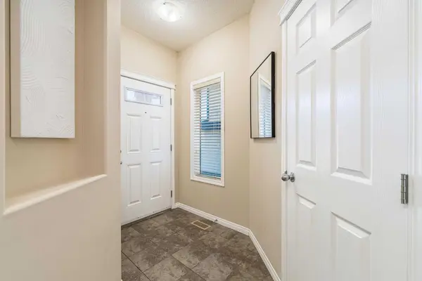 194 Kincora Glen Rise NW, Calgary, AB T3R 0B8