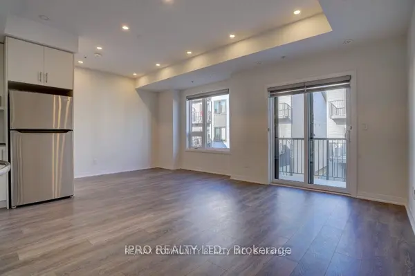 2635 William Jackson DR #114, Pickering, ON L1X 0L2