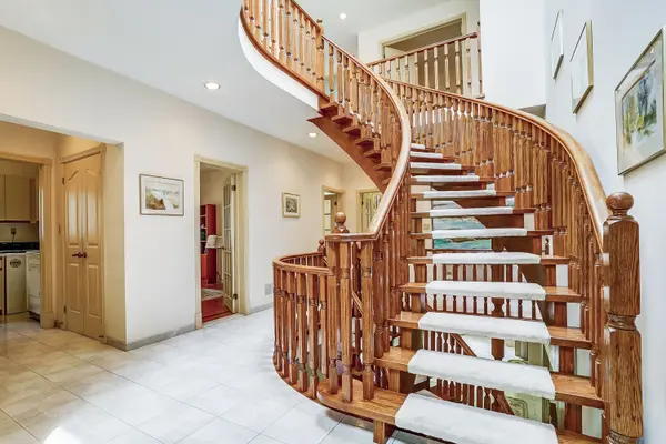 99 Birch AVE, Richmond Hill, ON L4C 6C5