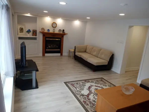 100 Grandview AVE #Bsmt, Markham, ON L3T 1H6