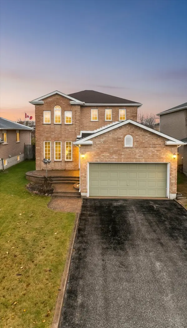 7 Michael CRES, Barrie, ON L4M 6Y9