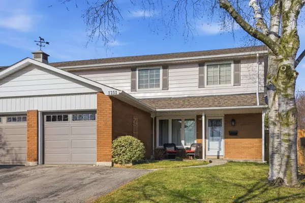 1251 Nottingham AVE, Burlington, ON L7P 2R5