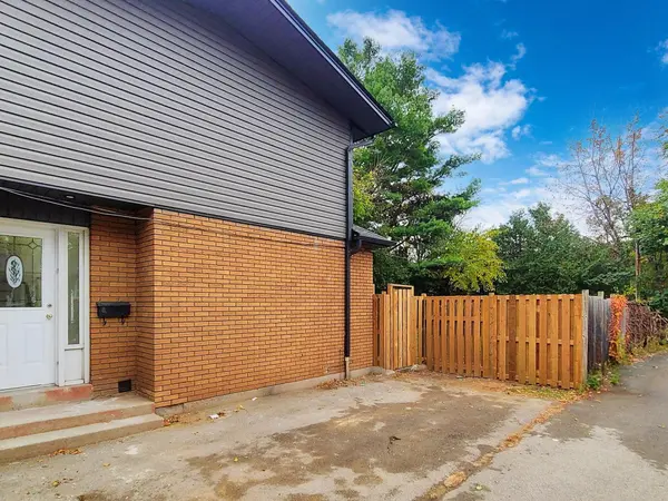 2060 Prospect ST #4, Burlington, ON L7R 1Y9