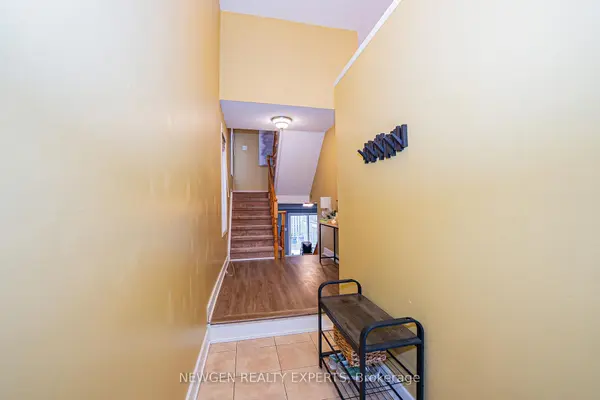 3420 Redpath CIR, Mississauga, ON L5N 8R7