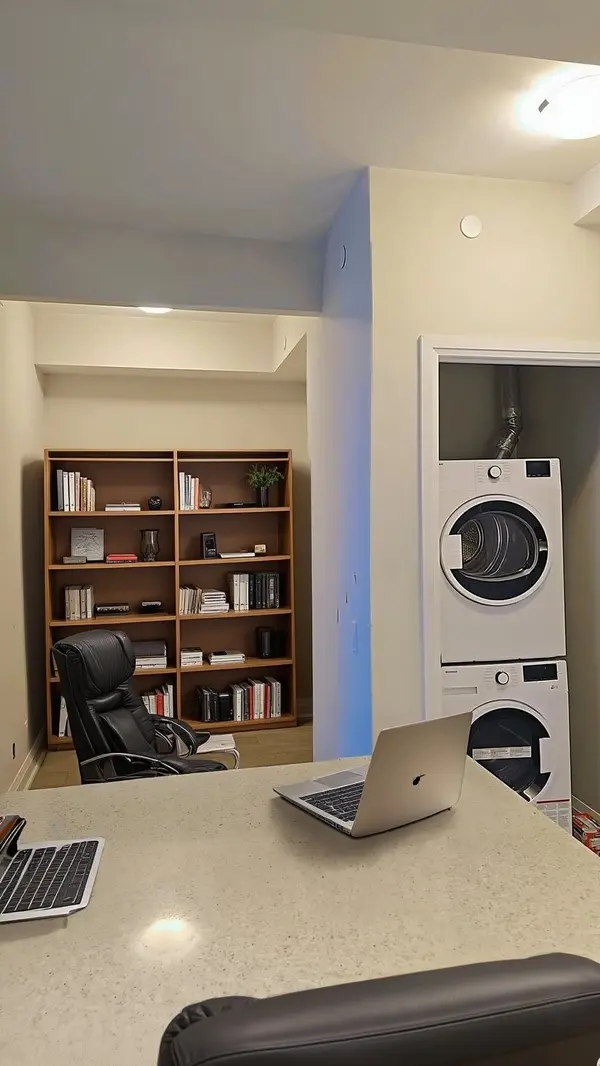 15 Lynch ST #601, Brampton, ON L6W 0C7