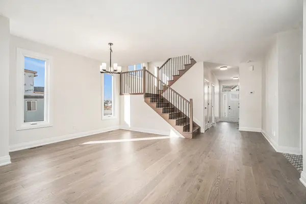 258 Sam AVE, Russell, ON K0A 1W0