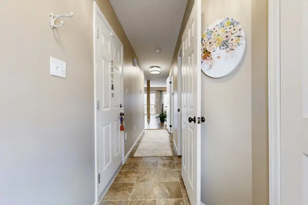 20 David Bergey DR #D24, Kitchener, ON N2E 0B1