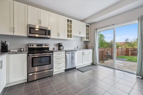 151 COURTNEY ST, Centre Wellington, ON N1M 0E2