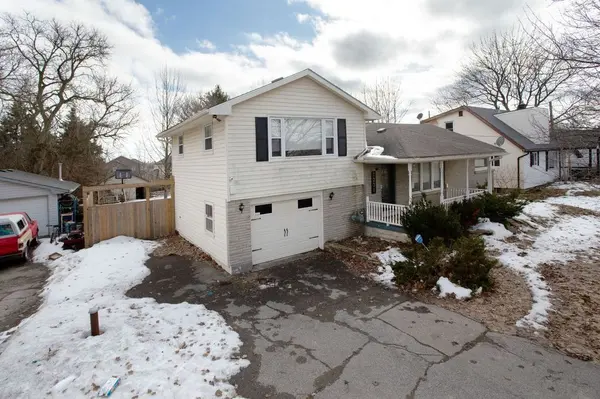 1231 Sunningdale RD E, London North, ON N5X 4B1