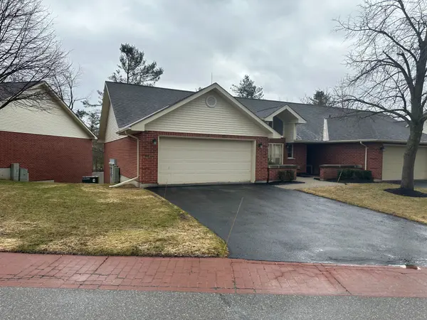 1121 Armour RD #8, Peterborough, ON K9H 7N8