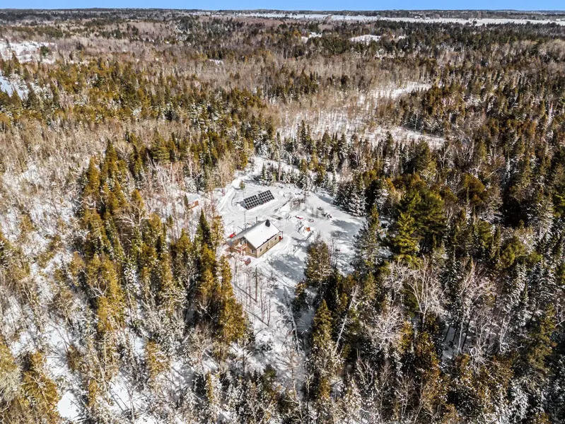 154 Proulx LN, Lanark Highlands, ON K0G 1K0